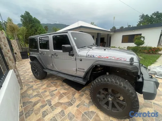 jeepetas y camionetas - jeep Sáhara jk 2019 9
