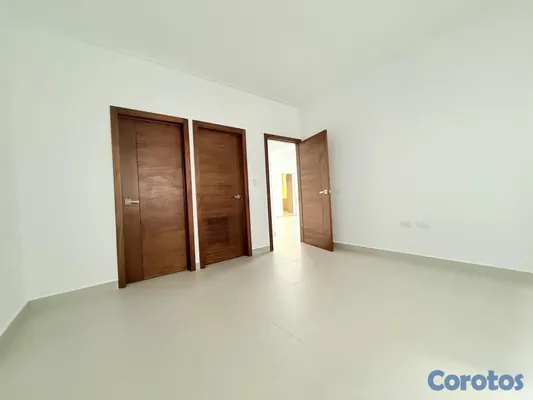 apartamentos - apartamenro en alquiler en Evaristo Morales 10