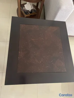 decoración y accesorios - Mesa Lateral en pino tratado como nueva  2