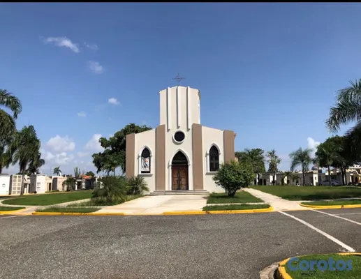 otros inmuebles - **SE VENDEN 4 ESPACIOS EN CAPILLA – CEMENTERIO MÁX 3