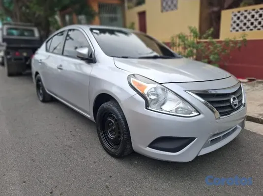 carros - Nissan Versa 2019 Americano en Venta 14