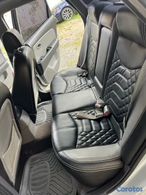 carros - Hyundai Elantra 2008 en venta ligeramente negociable  4