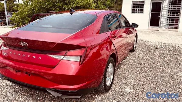 carros - Hyundai Elantra  2021 Americano 4 cilindros  6