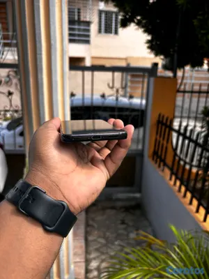 celulares y tabletas - Samsung Galaxy S23 5G 128GB crackeado 6