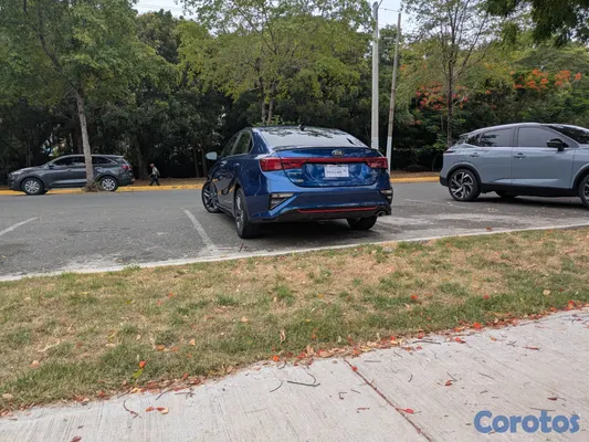carros - Kia Forte GT-Line 2021 7