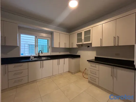 apartamentos - Amplio y moderno     Apartamento de 209 m² en La Española, Santiago / 3 hab. 9