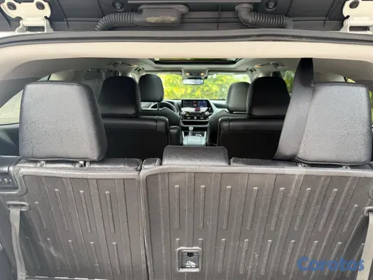 jeepetas y camionetas - Toyota higlander platinum 2021 7