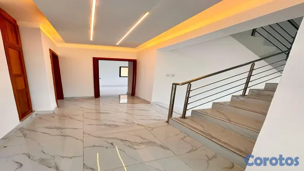 casas - Casa en Venta en la Autopista de San Isidro 9