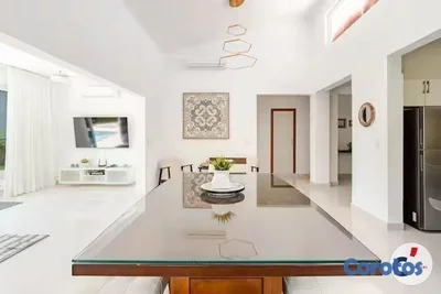 Casa amueblada de tres dormitorios y con paneles s