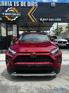 🚘 TOYOTA RAV4 XLE PREMIUM 2025