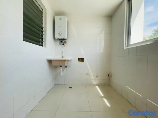 apartamentos - Apartamento en venta (247mts) 3 habitaciones y 2 balcones  7