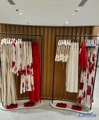 negocios en venta - ✨ Mobiliario Completo de Tienda ZARA | Equipamiento Premium Importado de España  4