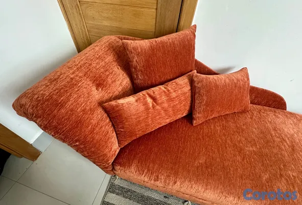 muebles y colchones - Chaise Lounge / Diván moderno terracota 5’ x 32” c 2
