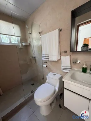 apartamentos - Furnished 3-Bedroom Apartment in White Sands, Punt 10