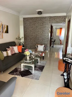 casas - vendo casa residencial Santo Domingo próximo a Isabela Aguilar tres habitaciones 2
