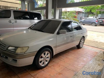 Toyota Corona 1999