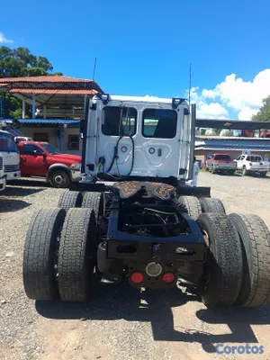 camiones y vehiculos pesados - Camion Freightliner Cascadia 9