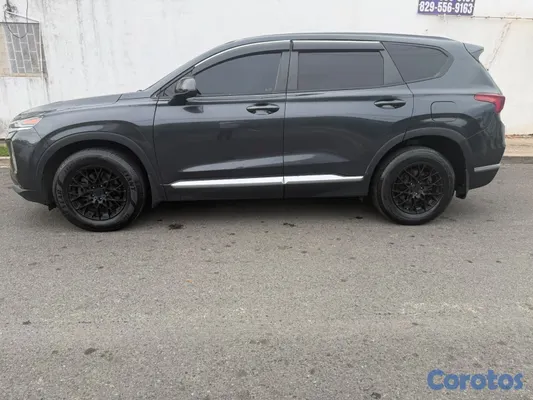 jeepetas y camionetas - 🚨🔥 ¡HYUNDAI SANTA FE 2020 EN VENTA! 🔥🚨 8