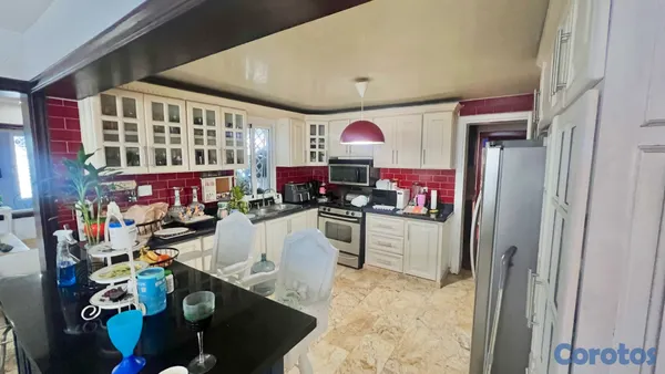 casas - Casa Familiar en Don Bolívar 🏡 5