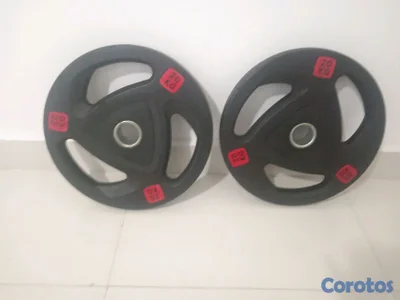 Set de discos de 20KG olímpicos.