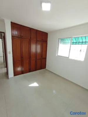 apartamentos - Bella Vista Norte / 2 hab. con baños / primer piso  4