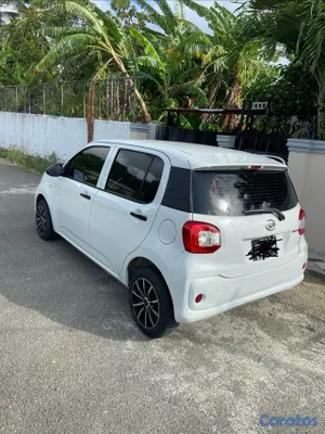 carros - dahiatsu boon Toyota passo 13