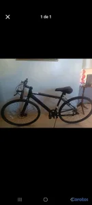 aro 28`` tipo hibrida/urbana,tiene componentes shimano y freno de disco 