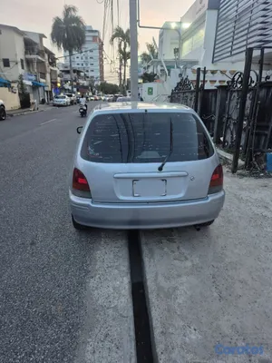 carros - Toyota Starlet 2000 7