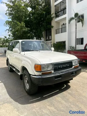 jeepetas y camionetas - Toyota land cruicer 1991 9