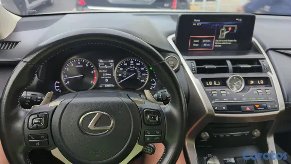 jeepetas y camionetas - vendo Lexus NX300 clean 3