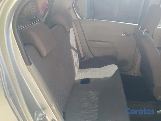 carros - Daihatsu mira 2014. 6