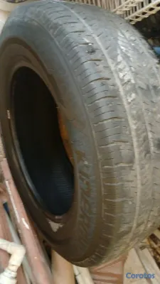 repuestos - se venden dos gomas usadada 235/65/17 hankook de crv 5