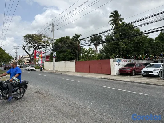 oficinas y locales comerciales - NAve Industrial  en alquiler km. 7 de la ave. Ind. US 11 metros  2
