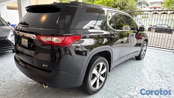 jeepetas y camionetas -  CHEVROLET TRAVERSE 2021 V6 EN VENTA 9