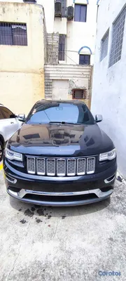 jeepetas y camionetas - Se Vende gran cherokee 2014 casi nuevo  2