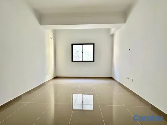 apartamentos - alquiló jardines del sur piso 4 una habitación 1.5 baños parqueo ascensor planta 2