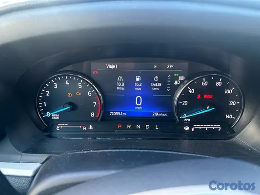 jeepetas y camionetas - Ford Explorer 2021 XLT 72.000 millas 9
