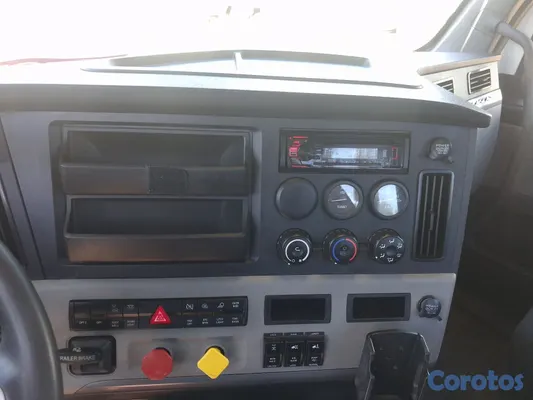camiones y vehiculos pesados - Camion Freightliner Cascadia 3