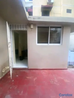 habitaciones y viviendas compartidas - Habitacion estudio de alquiler. Gazcue 4