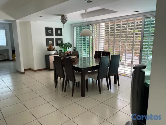 decoración y accesorios - se vende casa grande por el Jardín Botánico 440 m² 8