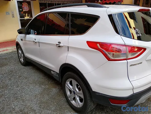 jeepetas y camionetas - Ford Escape 2016, excelentes condiciones 10/10 2