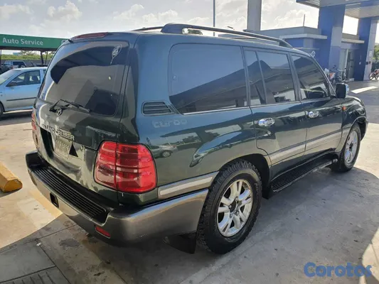 jeepetas y camionetas - Jeepeta Toyota LandCruiser VX 2001 Turbo Diesel 10 3