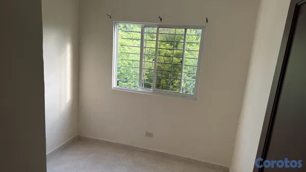 apartamentos - Apartamento en venta en Los Prados, Santiago | 3 hab. y 2 parqueos
2 baños.  12