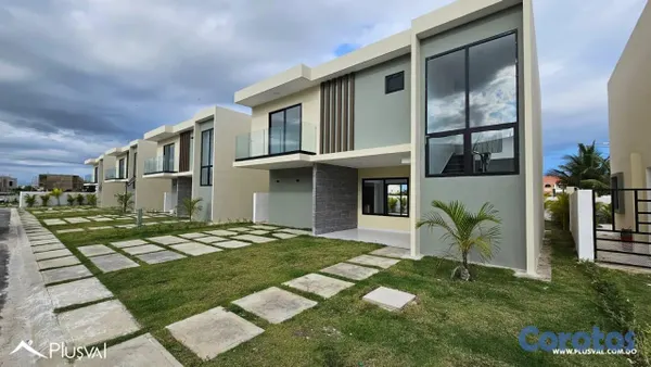 casas vacacionales y villas - Village Pacific Home Punta Cana | Villas de 3 Habitaciones con Patio y Entrega 7