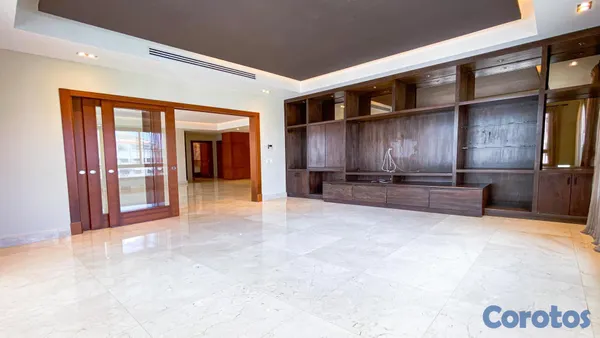apartamentos - Apartamento en venta en Ensanche Piantini con área social y 4 parqueos 4