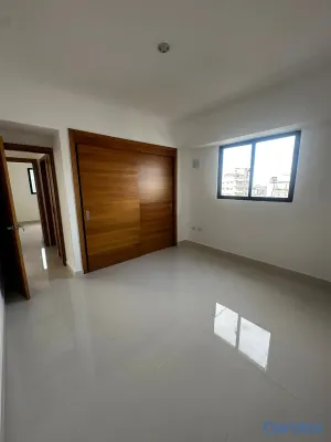 apartamentos - HERMOSO Apto. en GAZCUE 1 habitación, Piso alto VISTA MAR, excelente inversión 2