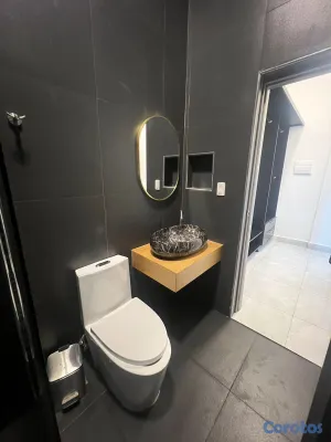 habitaciones y viviendas compartidas - ALQUILO APARTAESTUDIO EN LA ZONA COLONIAL  3