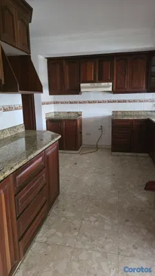 apartamentos - AVENIDA ENRIQUILLO CON VISTA MAR. EXCELENTE DEPARTAMENTO CLASICO  4