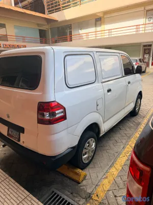 jeepetas y camionetas - vendo Suzuki Apv lista para trabajar  7