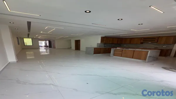 casas - 🏡 Espectacular Casa en Venta en Prado Oriental con piscina 3